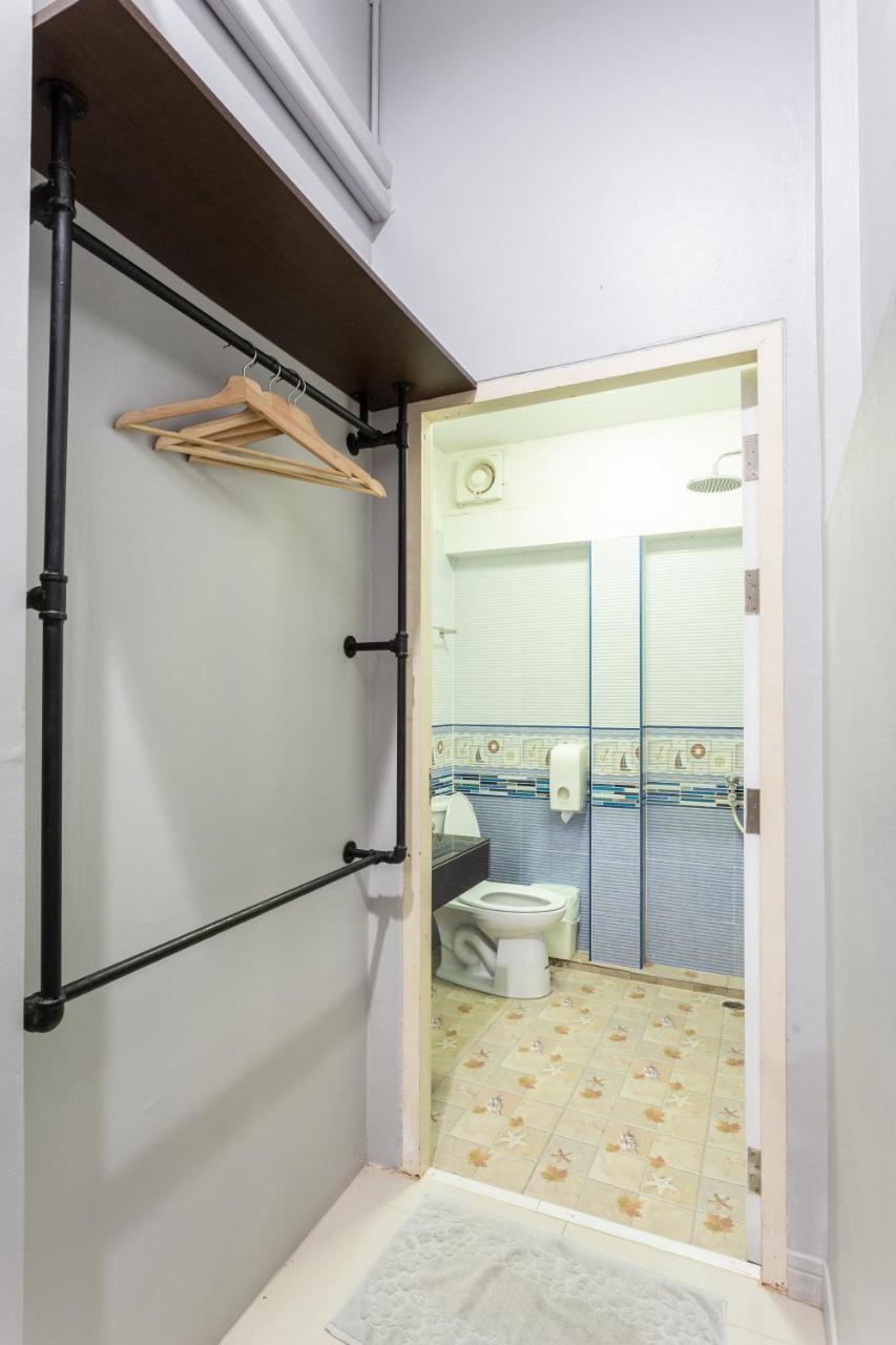 Samed Big Whale Hostel Rayong Exterior photo